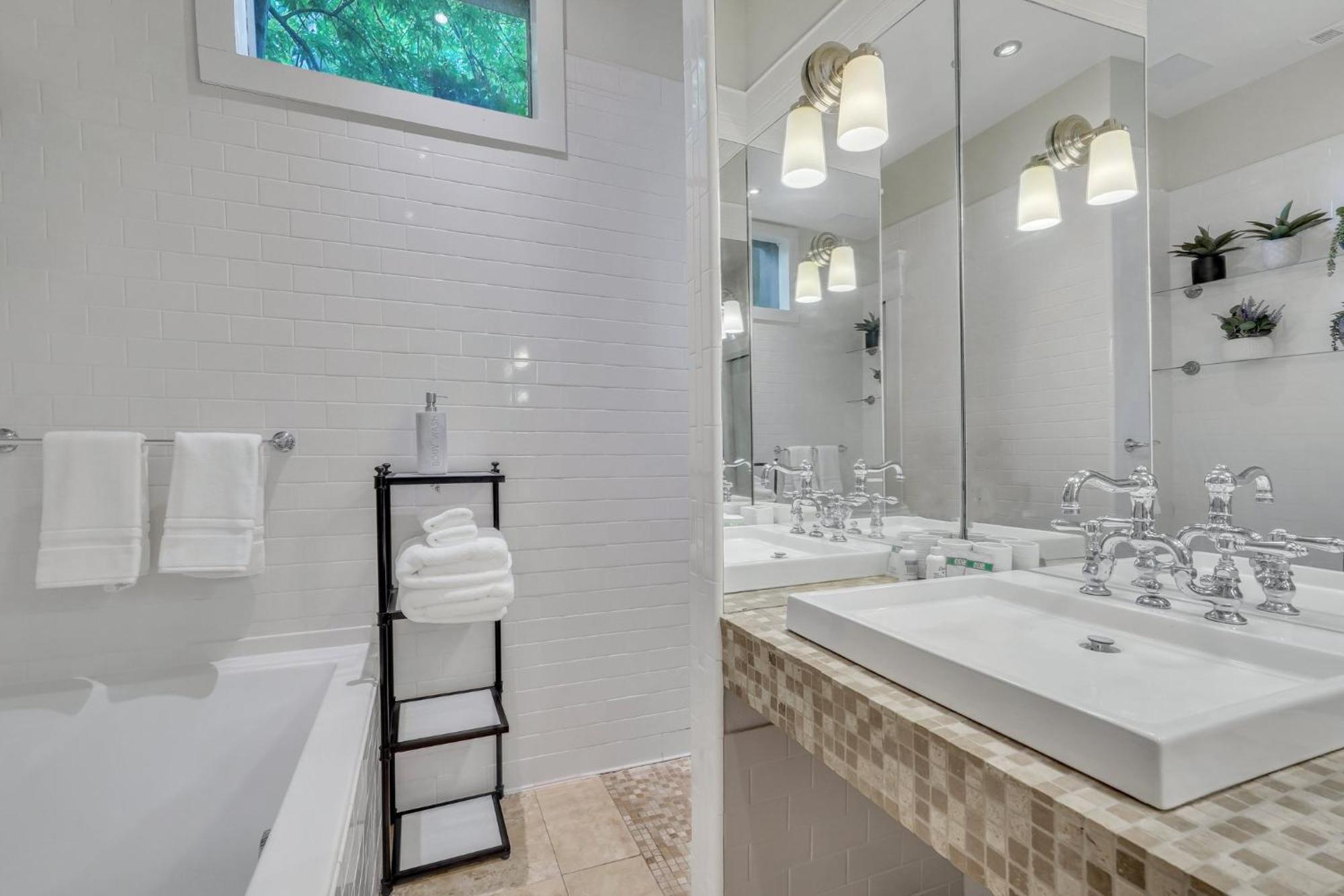 The Lincoln Loft, Near Forsyth Park With Free Parking Savannah Exterior foto